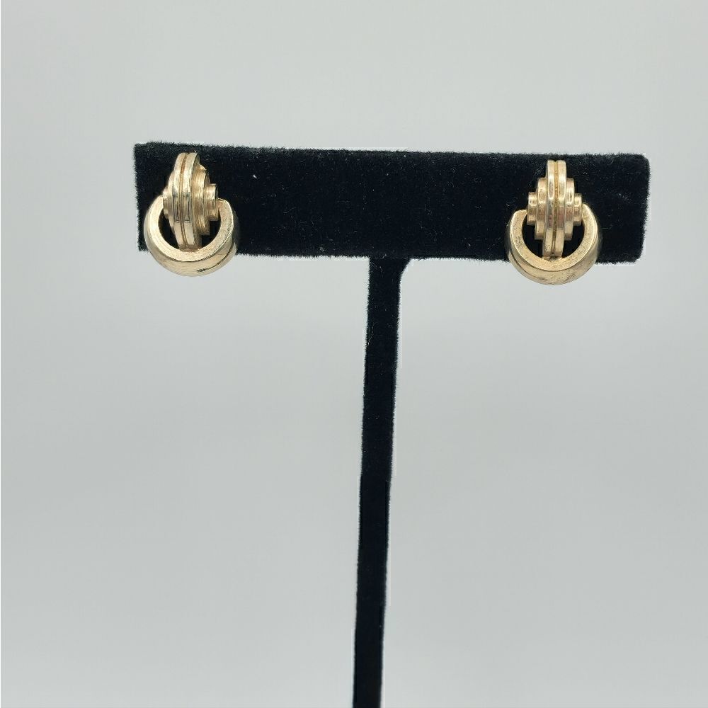 Vintage gold inside out knot screwback earrings
